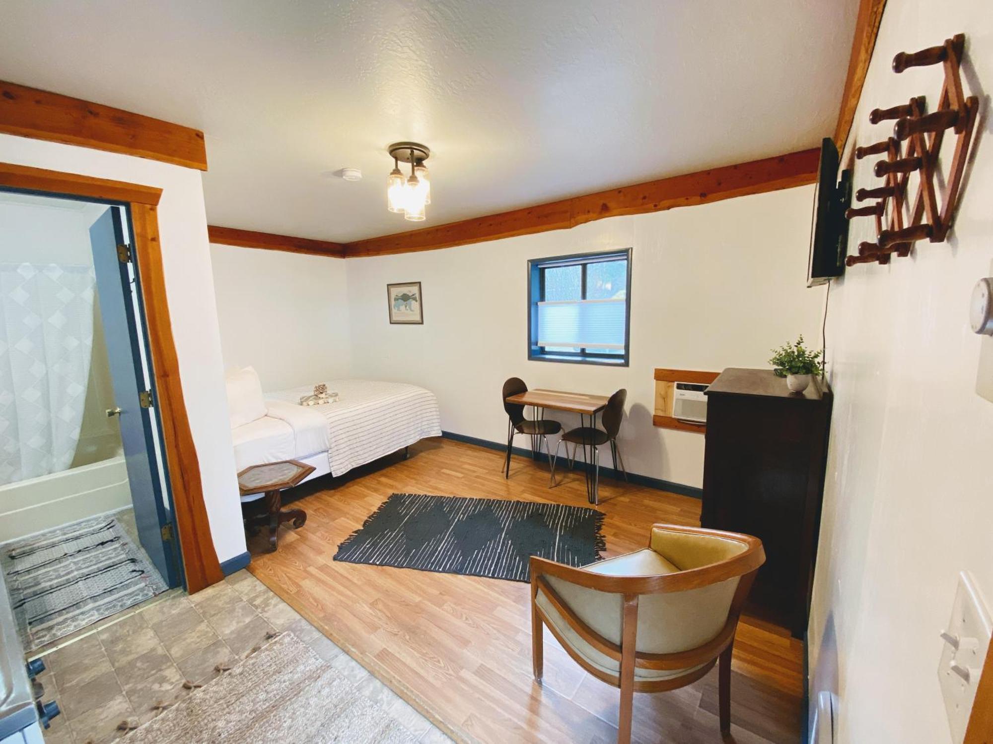 Flathead Lake Resort Woods Bay Ngoại thất bức ảnh