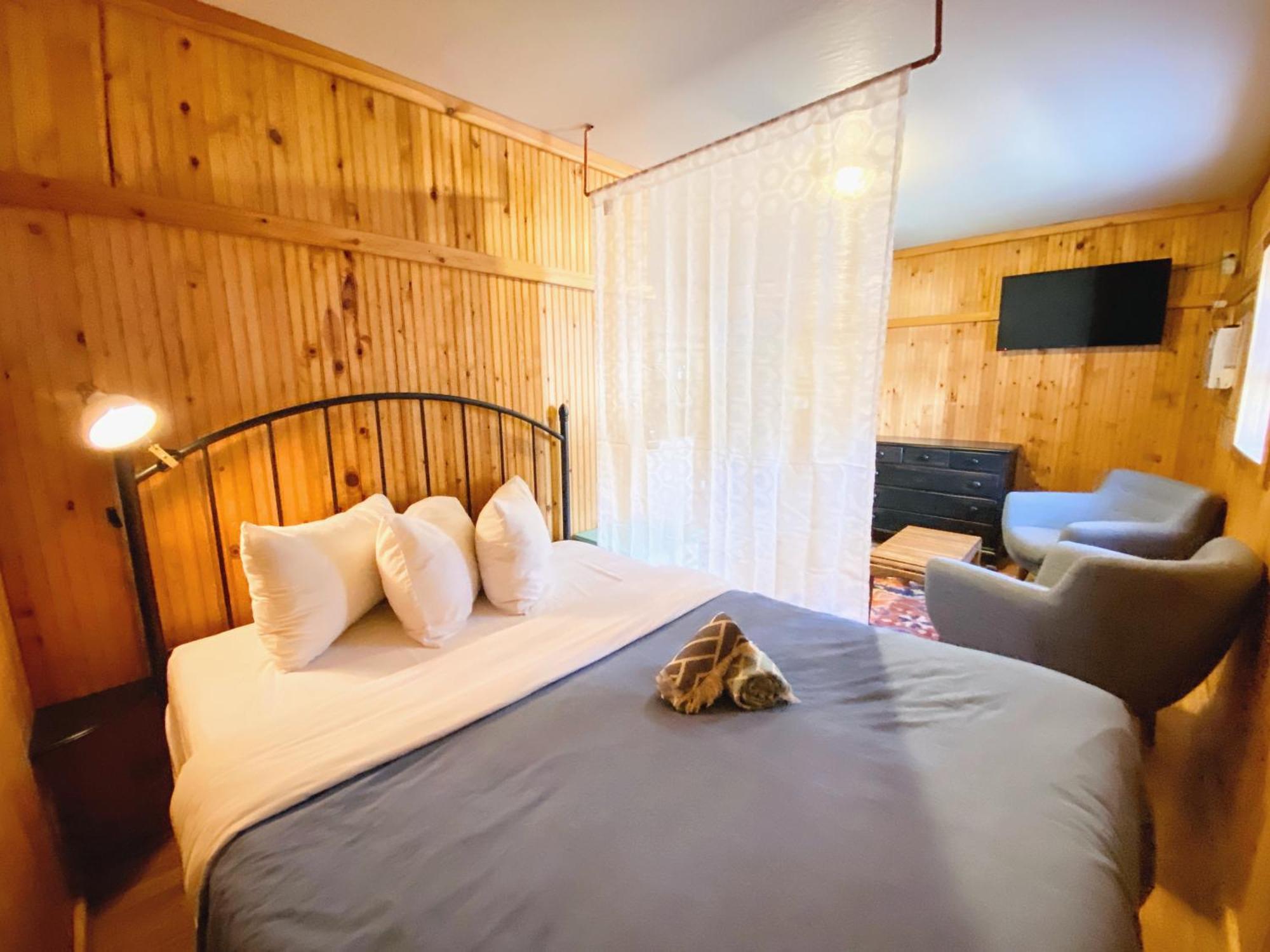 Flathead Lake Resort Woods Bay Ngoại thất bức ảnh