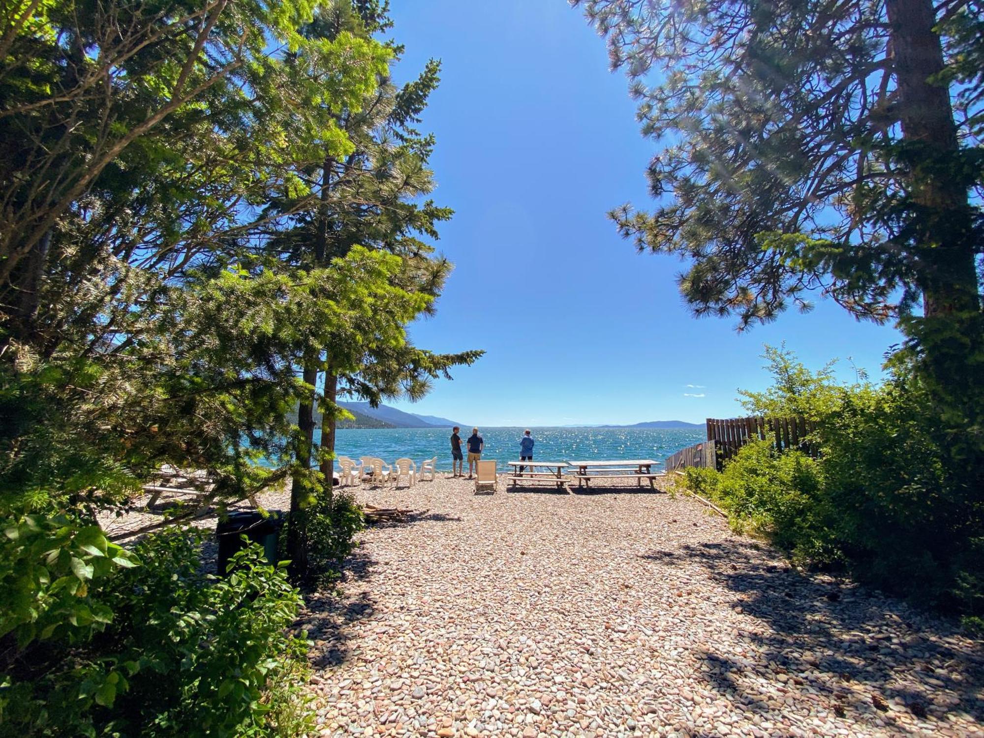 Flathead Lake Resort Woods Bay Ngoại thất bức ảnh