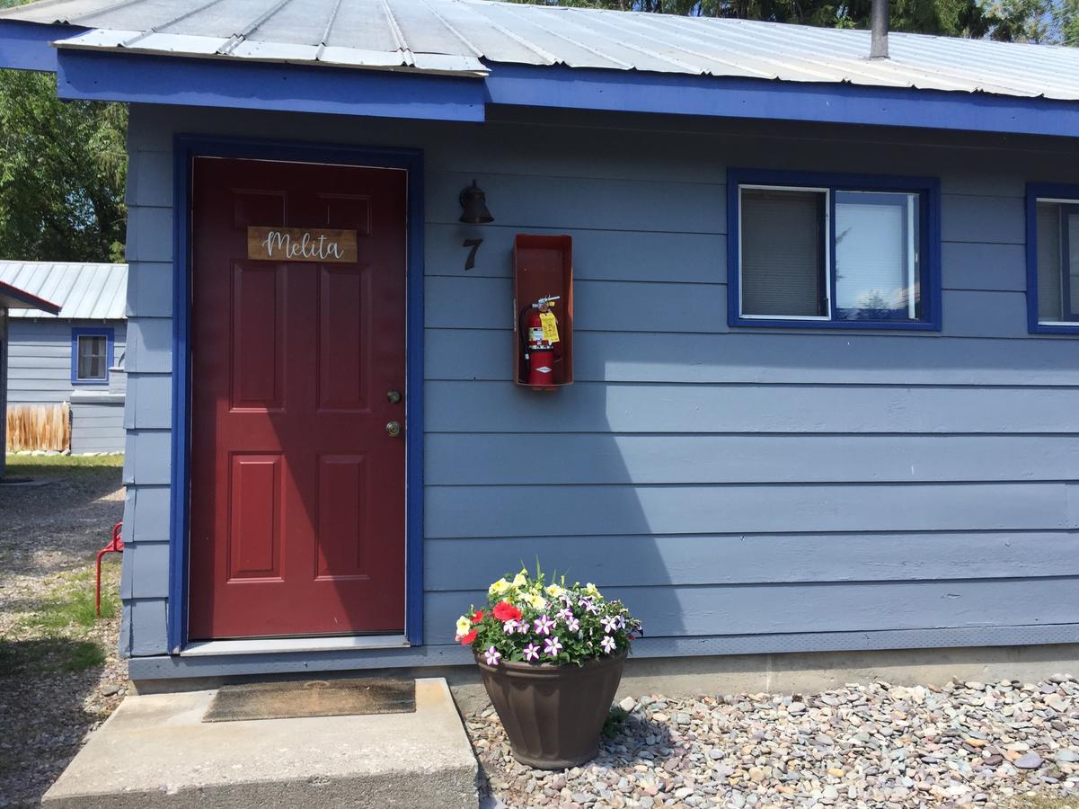 Flathead Lake Resort Woods Bay Ngoại thất bức ảnh